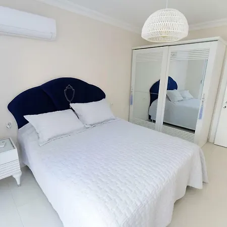 Beautiful In Oba Star Complex Apartment