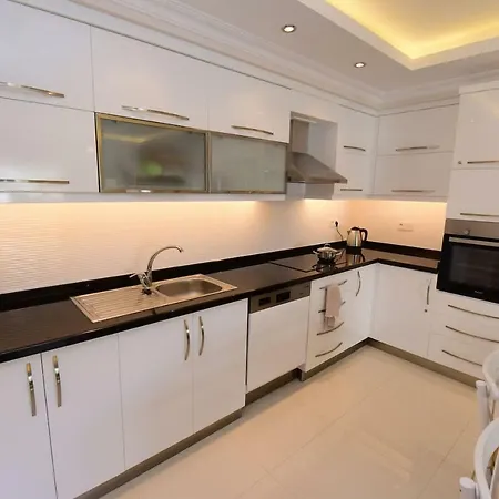 Beautiful In Oba Star Complex Apartment *